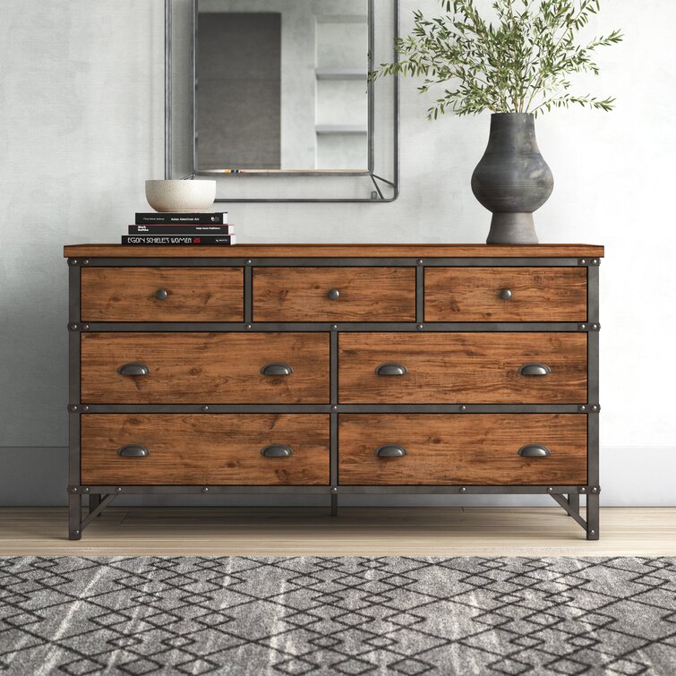 Haverhill 7 - Drawer Dresser